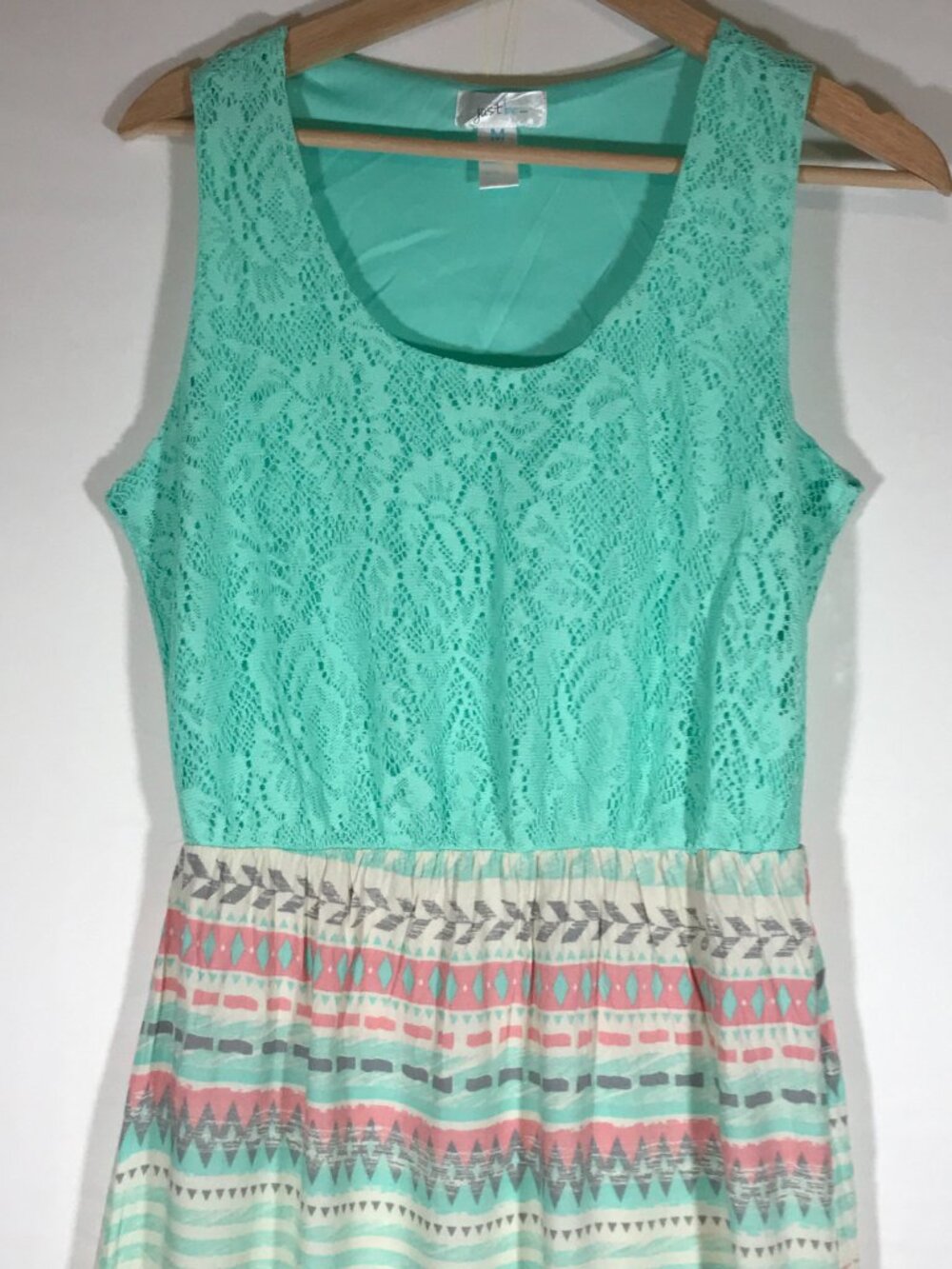 Just Be Women's Medium Multicolor Lace Geometric Sleeveless Midi Dress